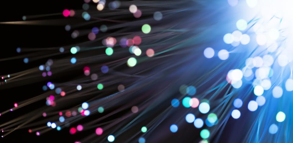 Velocidade: uma das vantagens da fibra ótica (1/5)